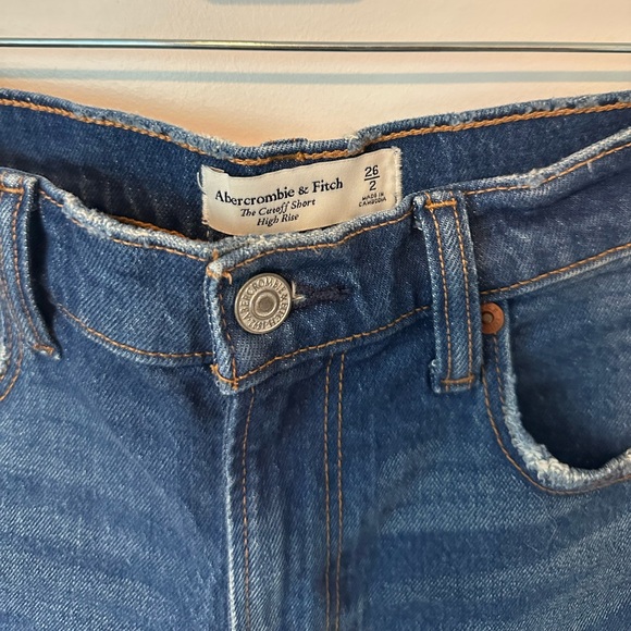 Abercrombie & Fitch Women’s High Rise Cutoff Denim Shorts, Size 26 - Picture 3 of 3